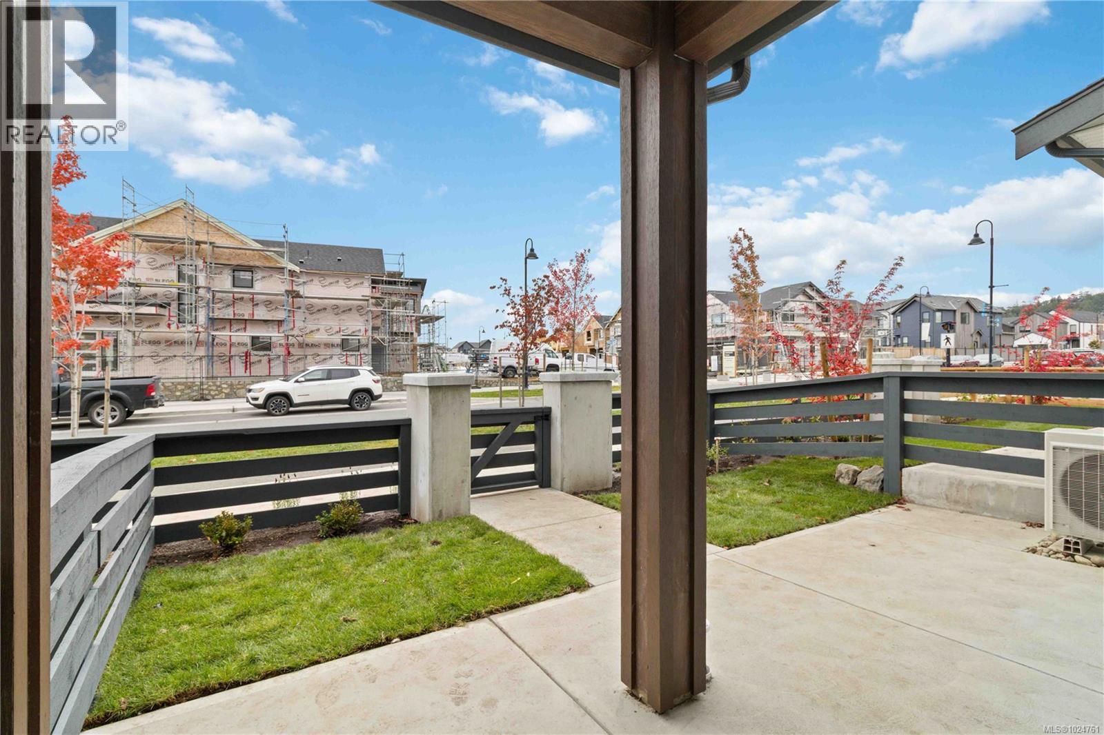 #107 368 TRADEWINDS AVE - 47