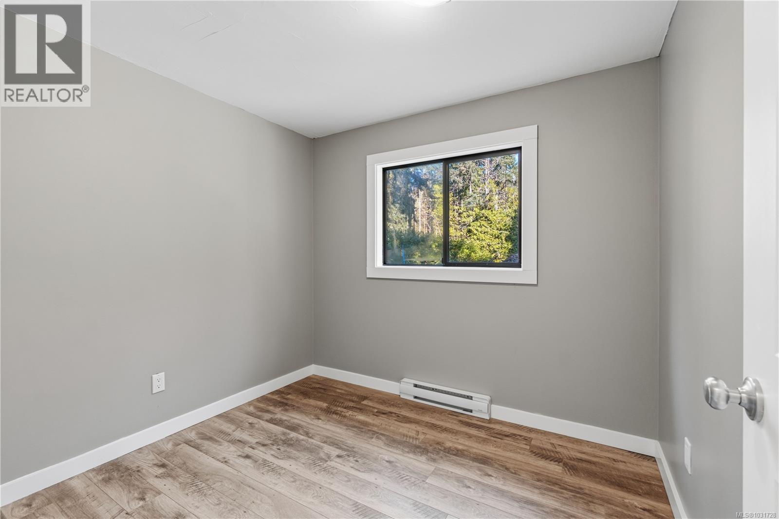 1007 Fabrick Dr - 18