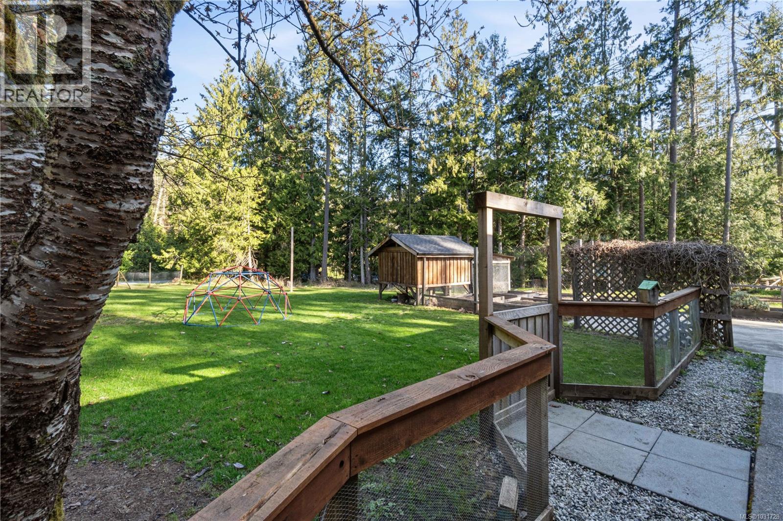 1007 Fabrick Dr - 31