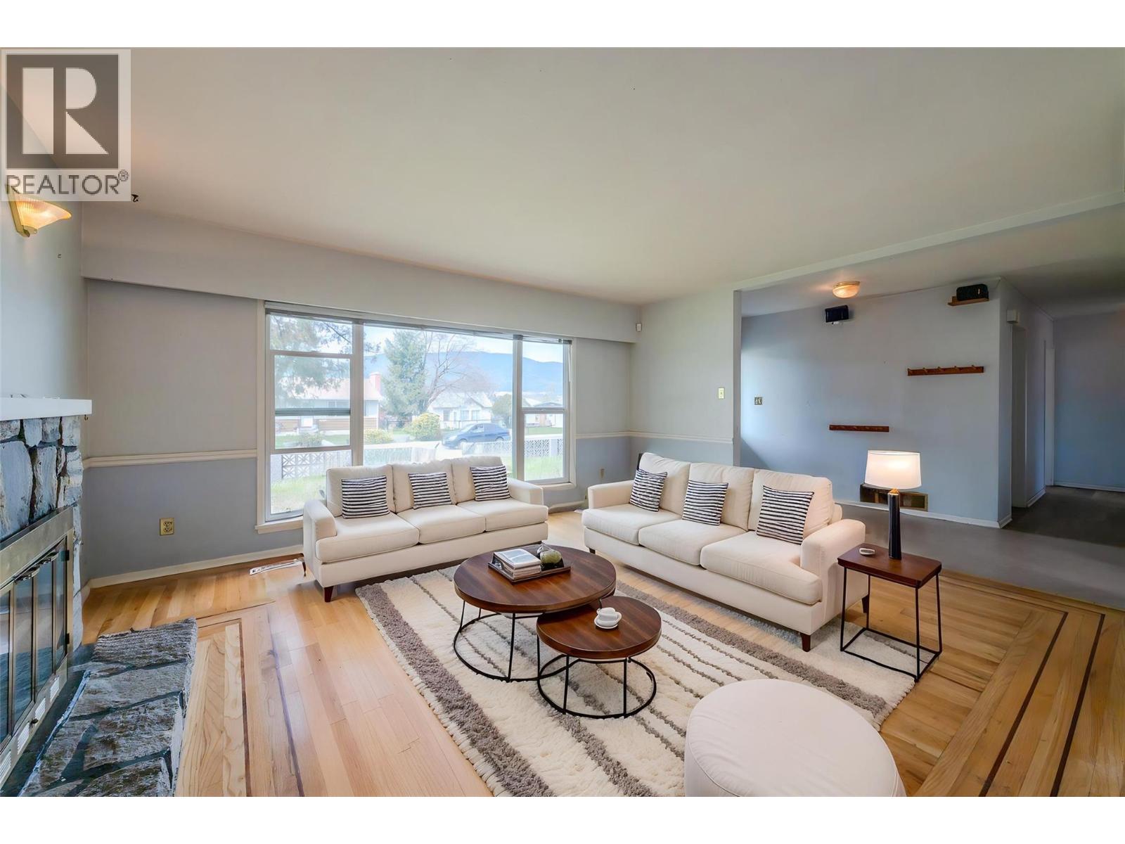  1348 Government Street, Penticton