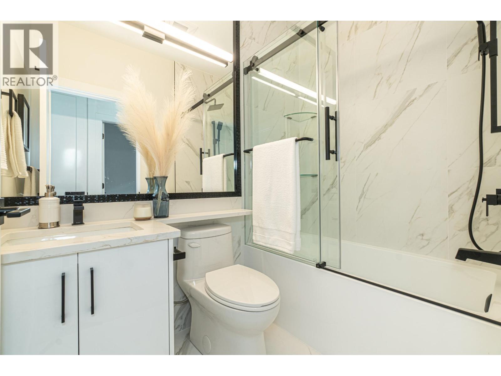 1552 W 66TH AVENUE, Vancouver