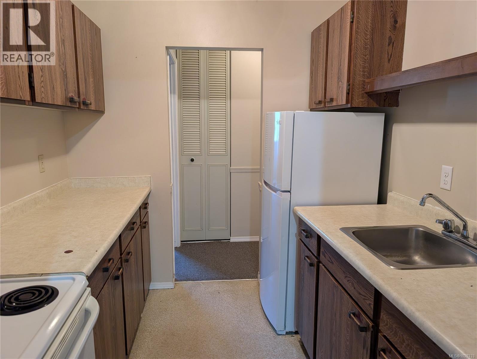 #416 550 BRADLEY ST - 8