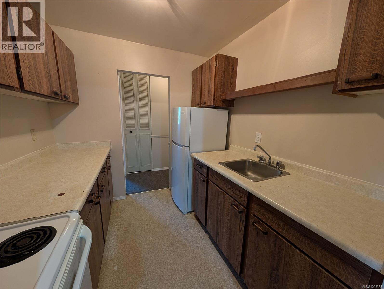 #416 550 Bradley St - 7
