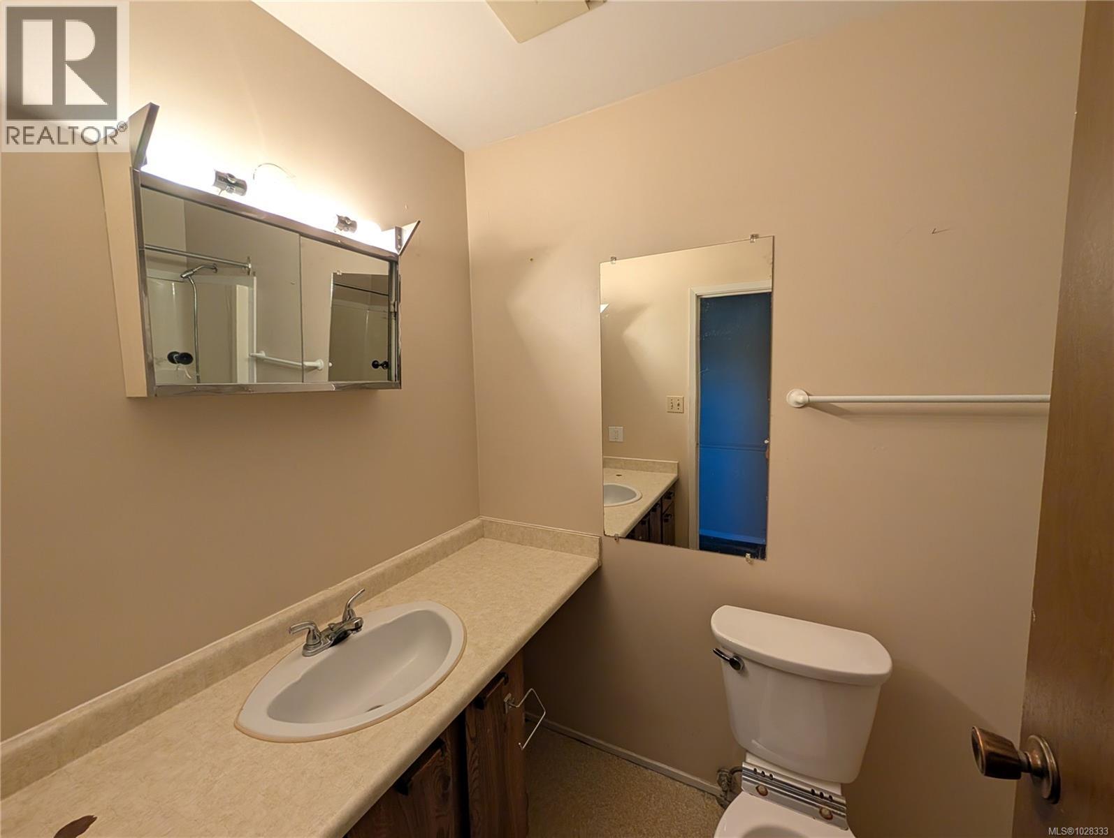 #416 550 Bradley St - 22
