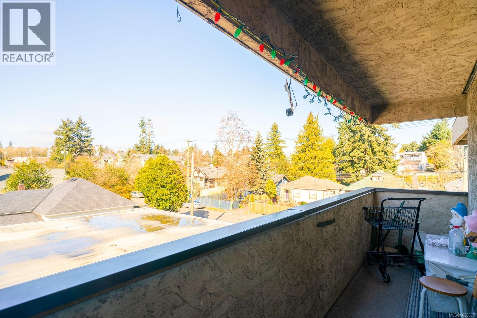 #416 550 BRADLEY ST - 17