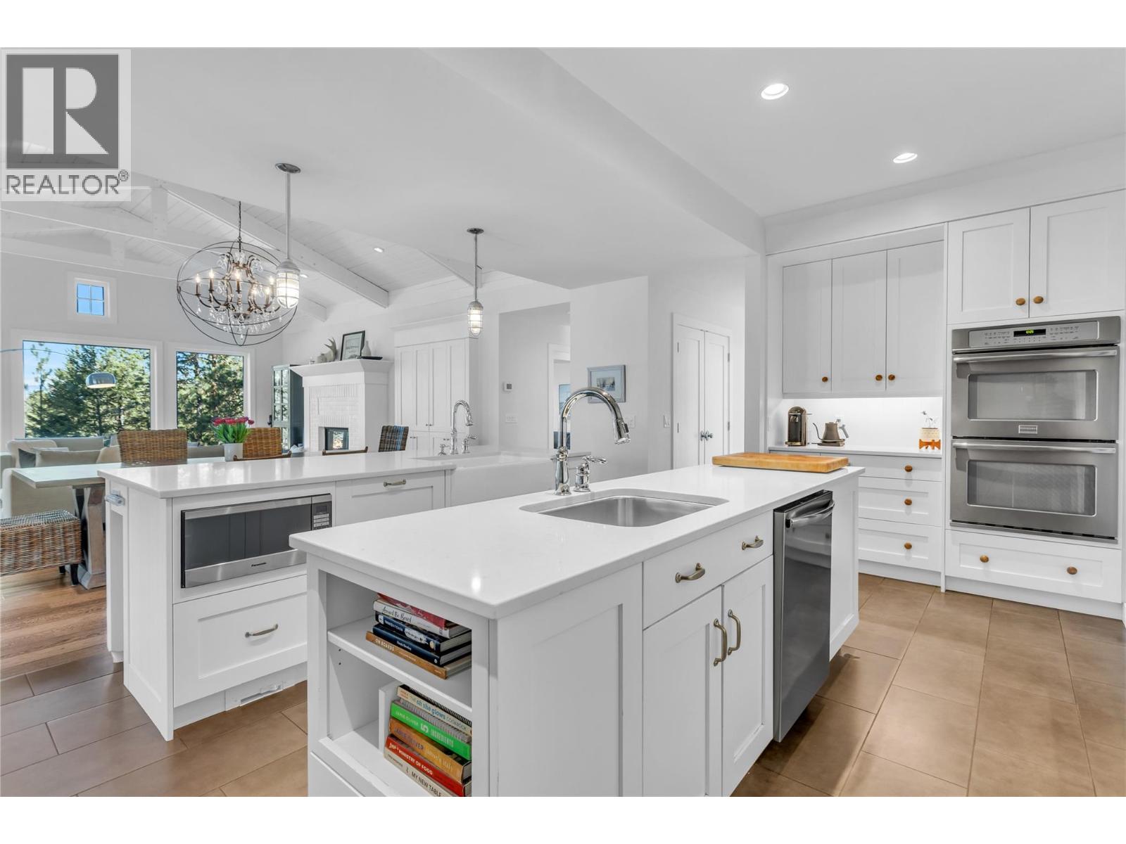 2376 Saucier Road, Kelowna