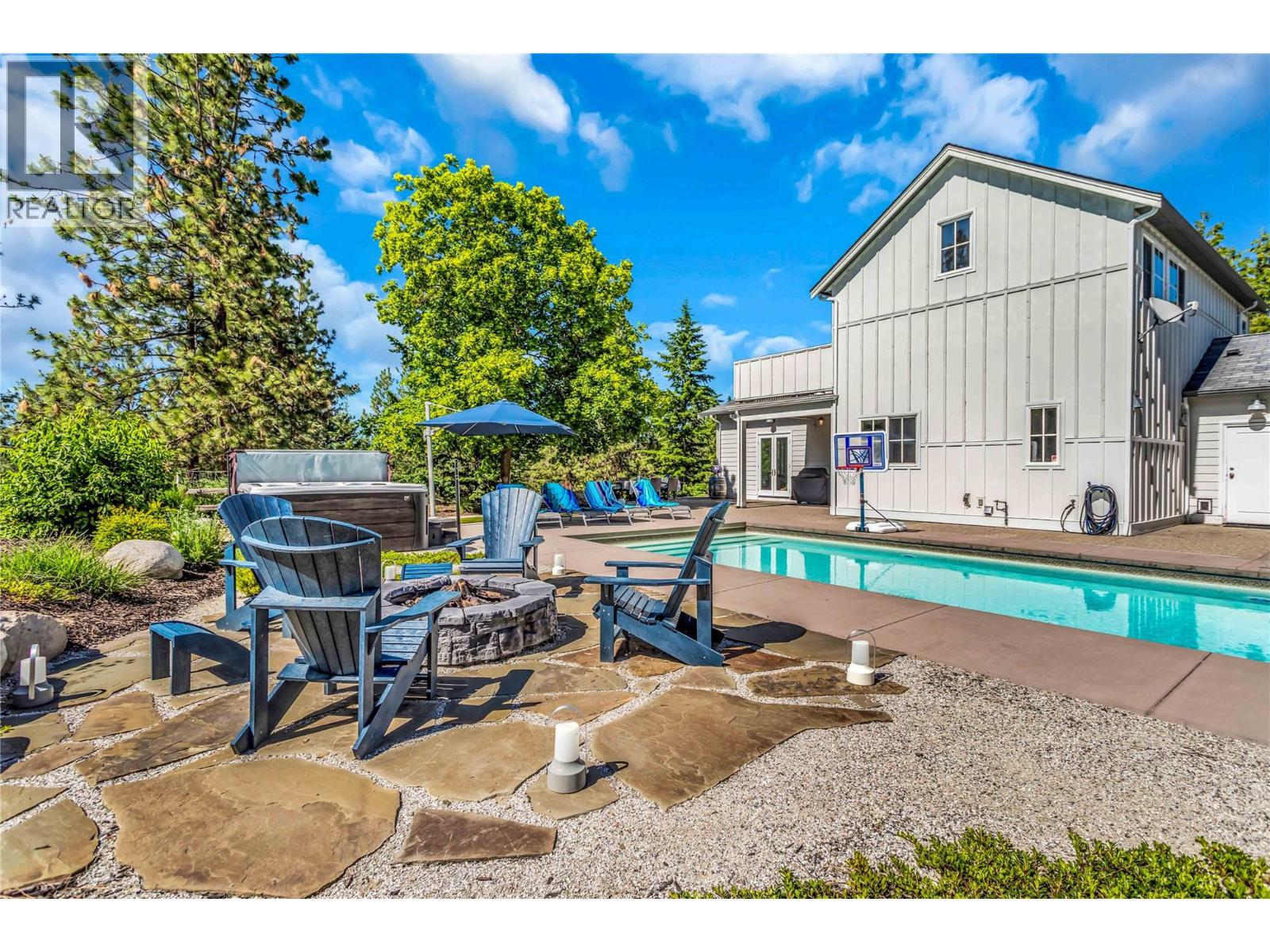 2376 Saucier Road, Kelowna