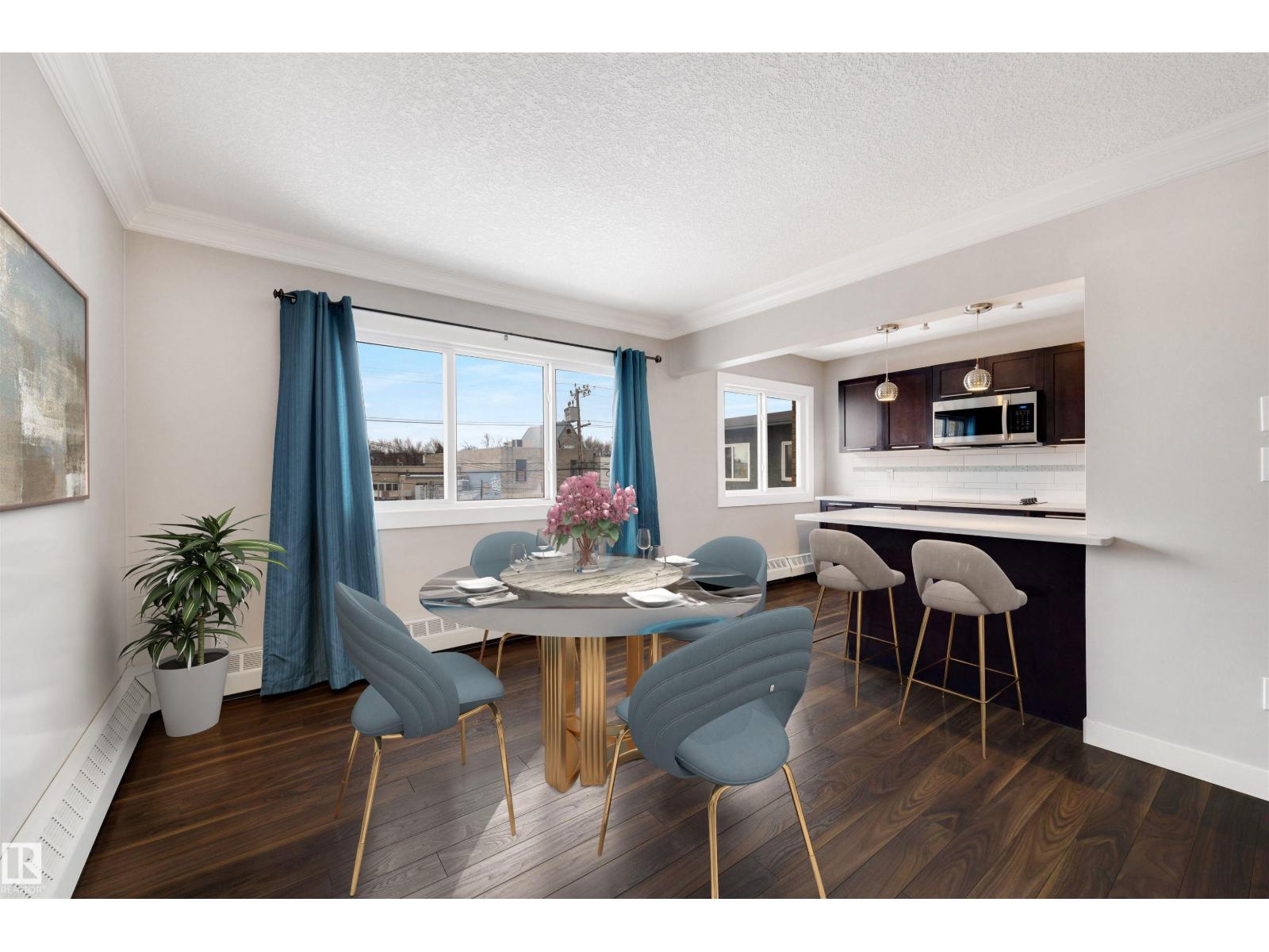 #32 10015 83 AV NW, Edmonton