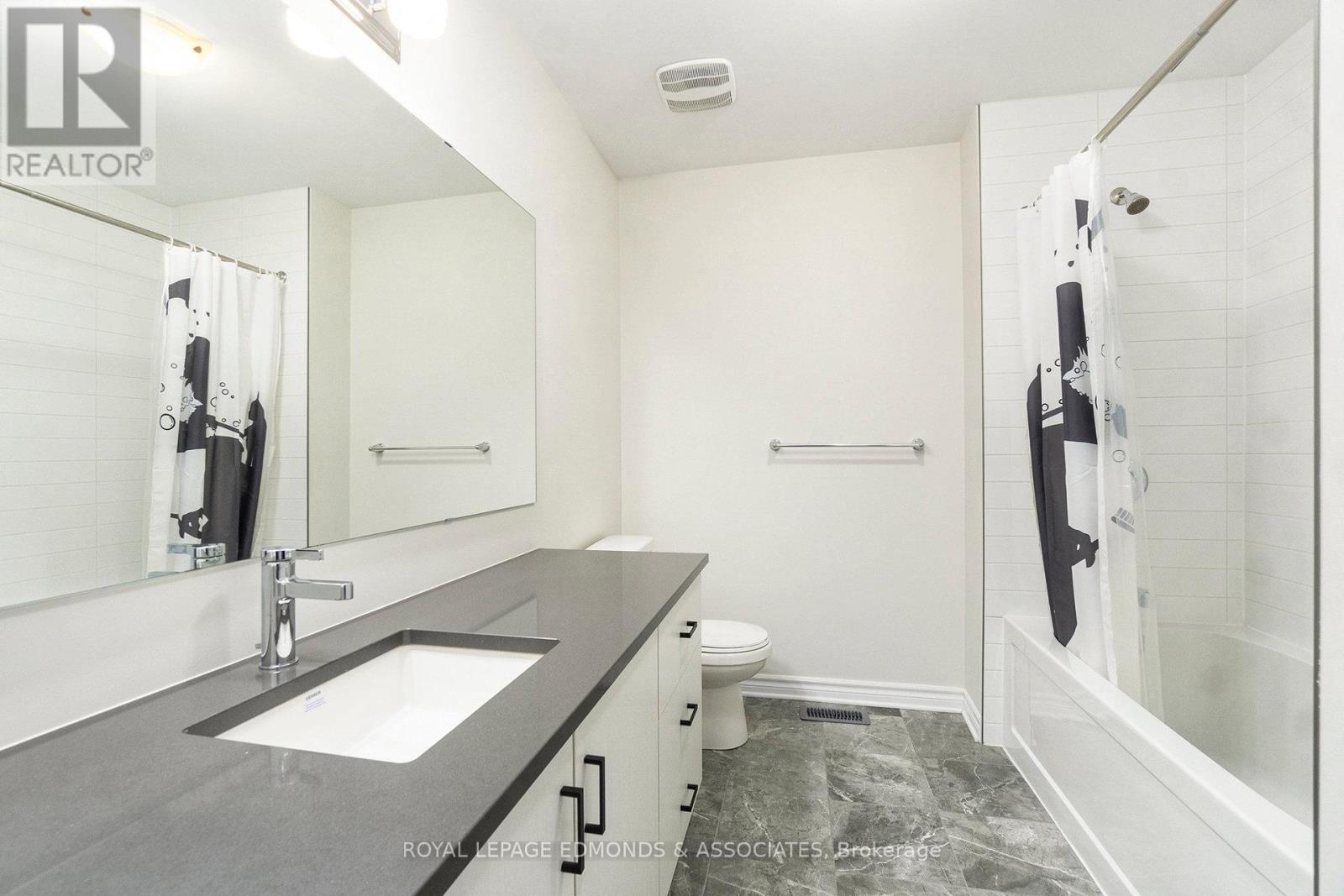 3rd Upstairs Bathroom