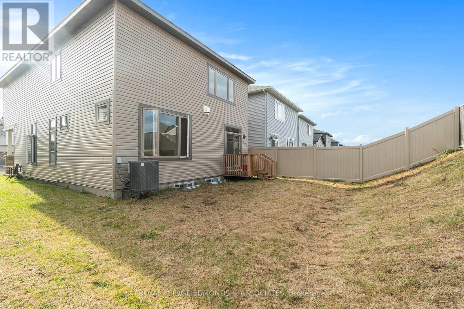616 ENCLAVE LANE — photo 33