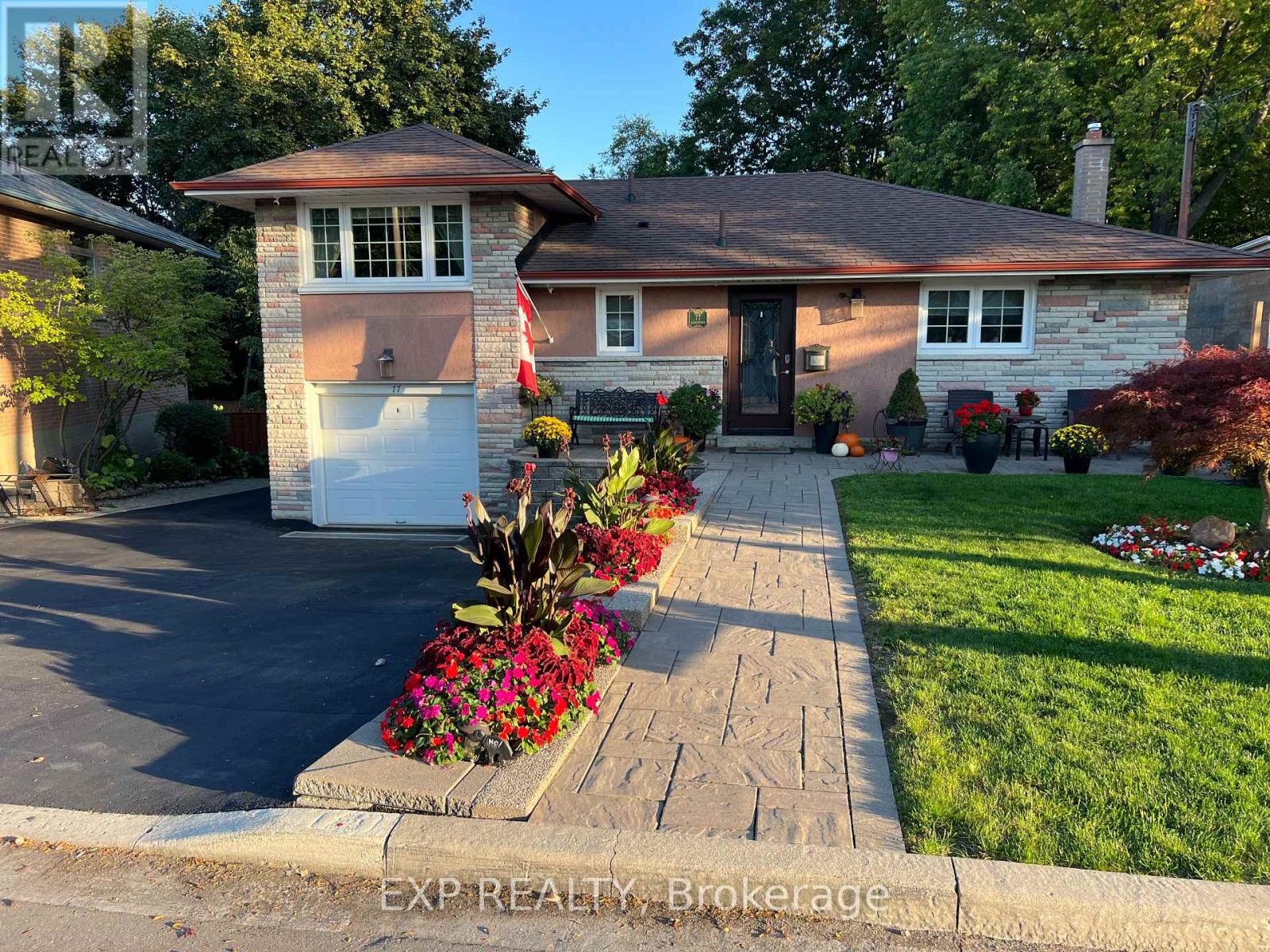 77 LETCHWORTH CRESCENT - 2