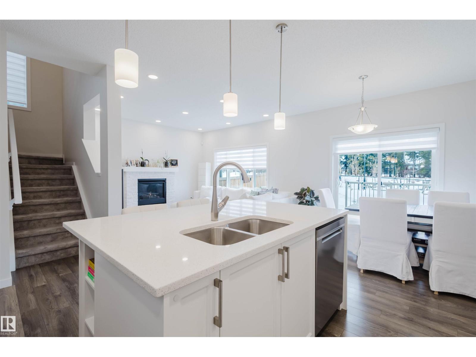 3408 CHECKNITA TC SW, Edmonton