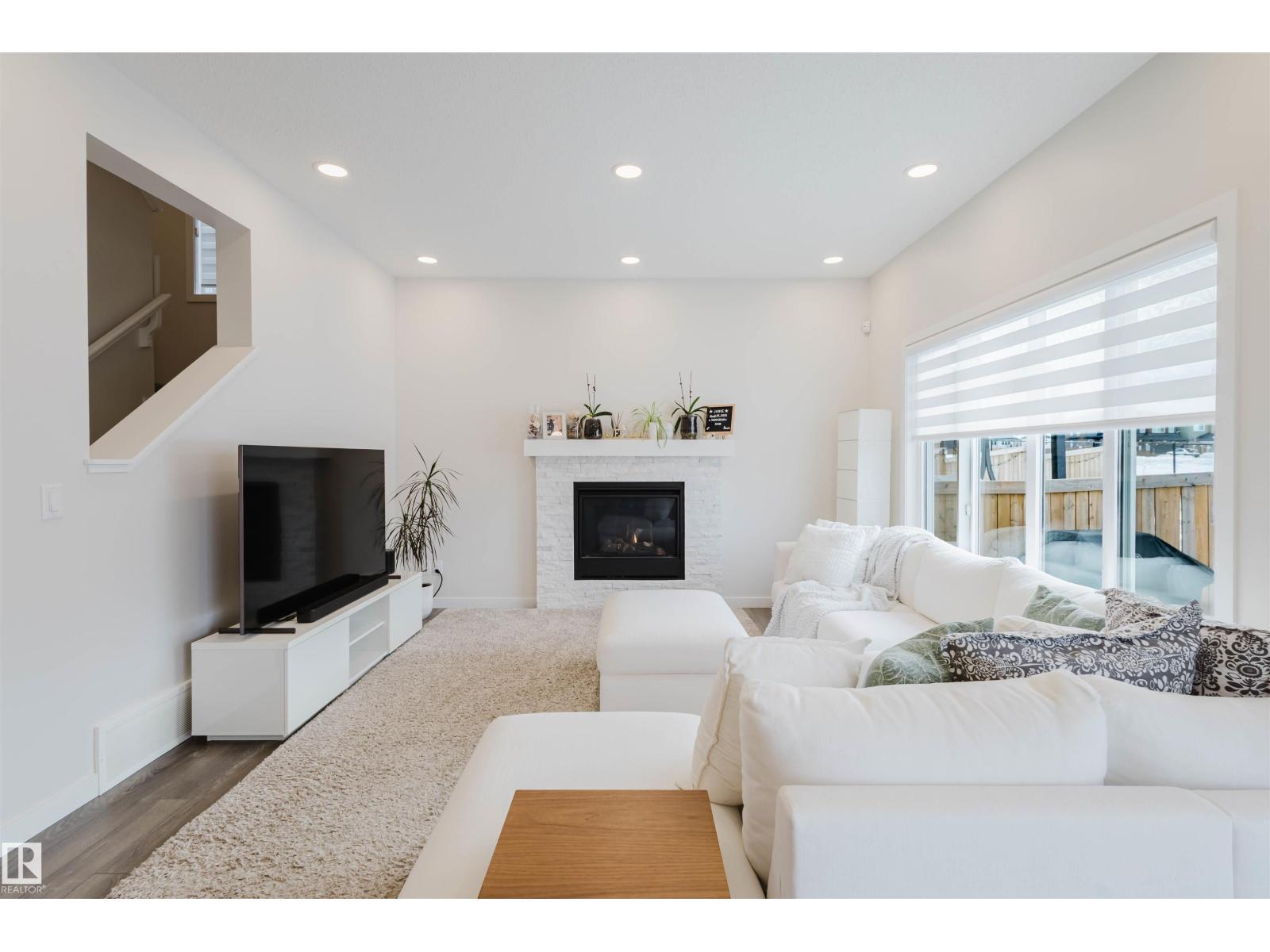 3408 CHECKNITA TC SW, Edmonton