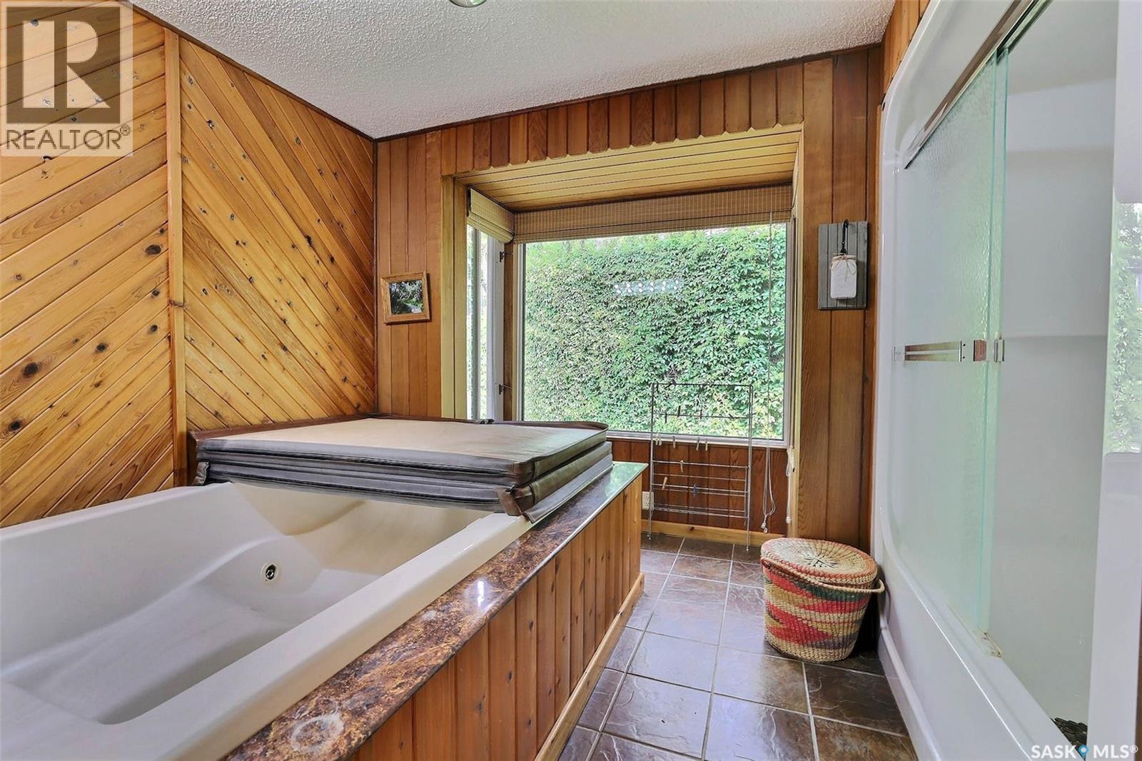 186 PASQUA LAKE ROAD - 18