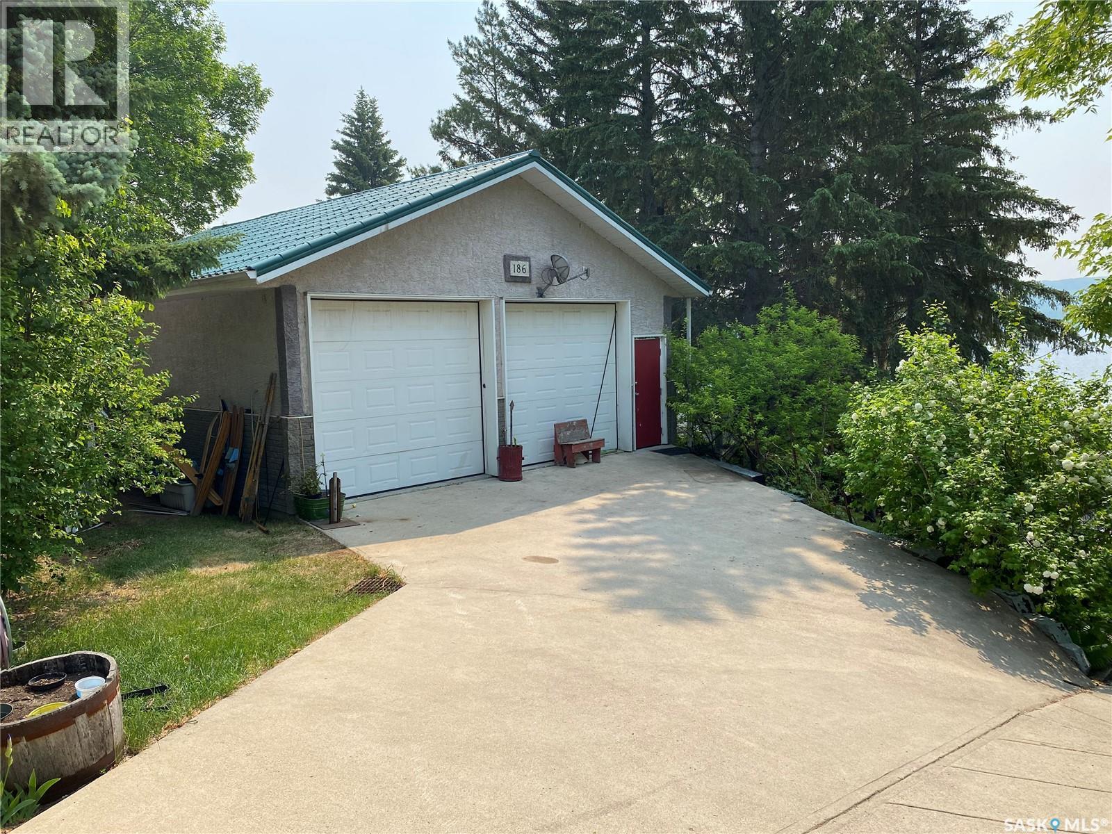 186 PASQUA LAKE ROAD - 45