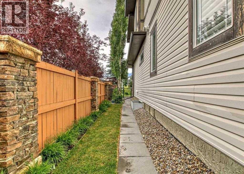 5 PANATELLA SQUARE NW - 40