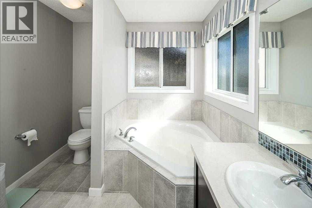 5 PANATELLA SQUARE NW - 23