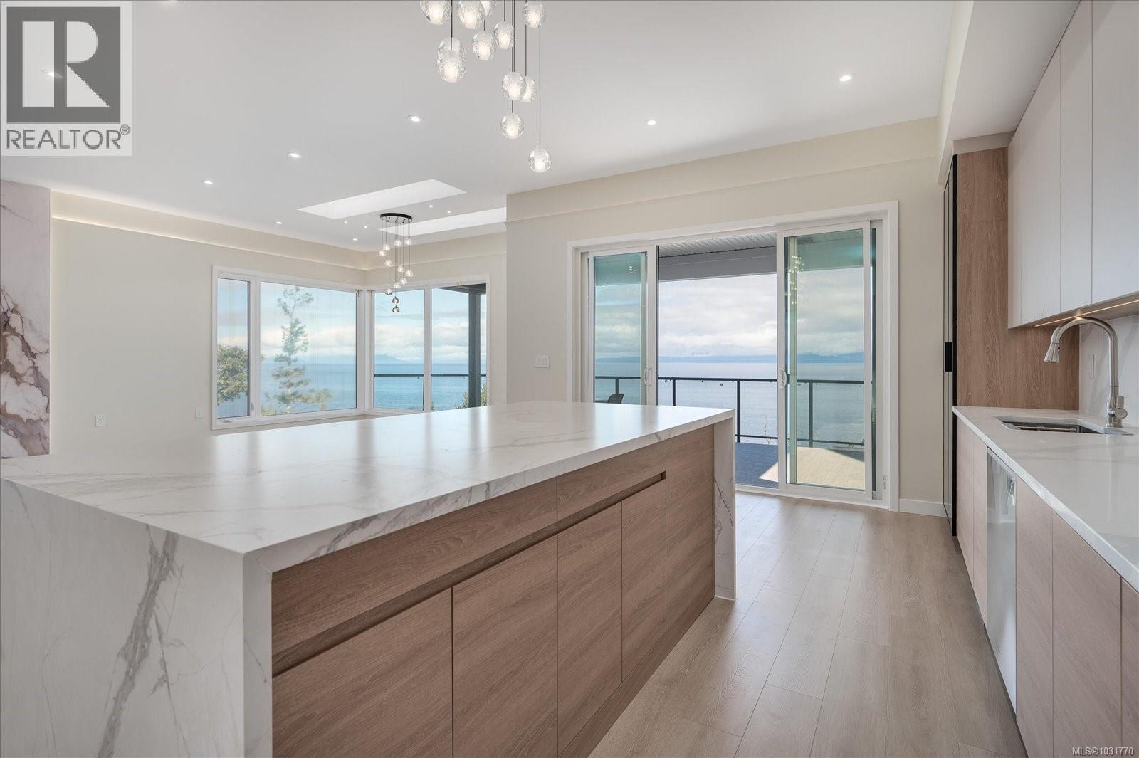 5055 BANNING CRT - 23