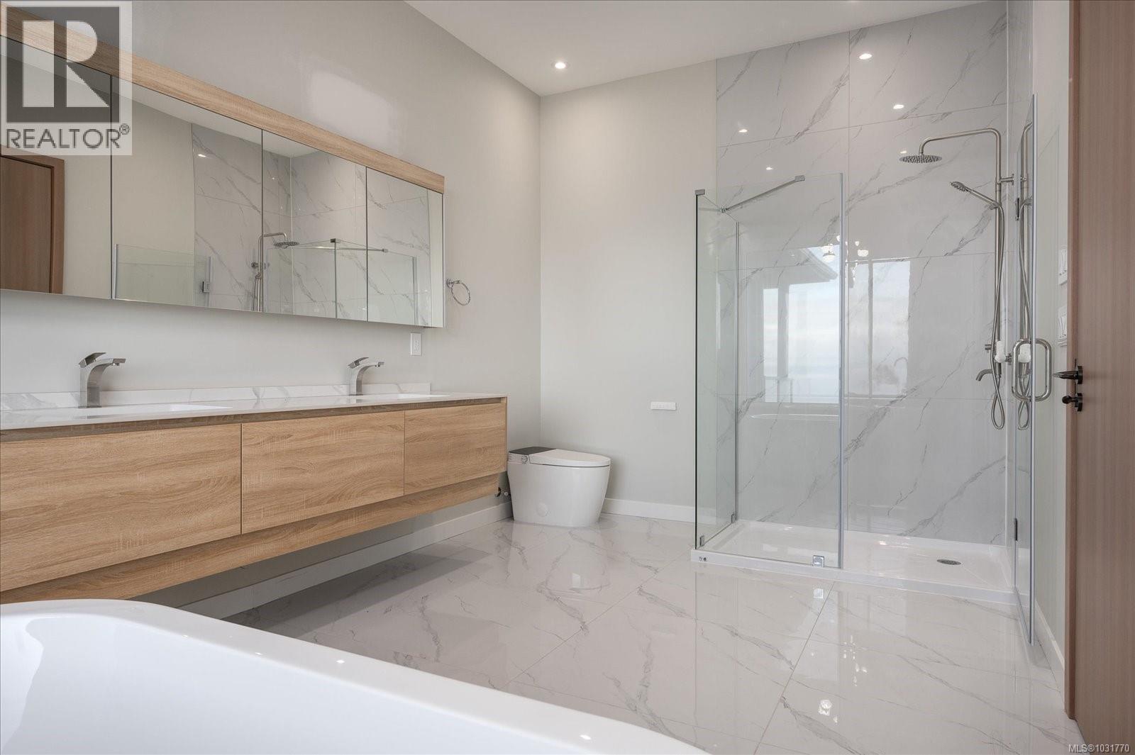 5055 BANNING CRT - 37