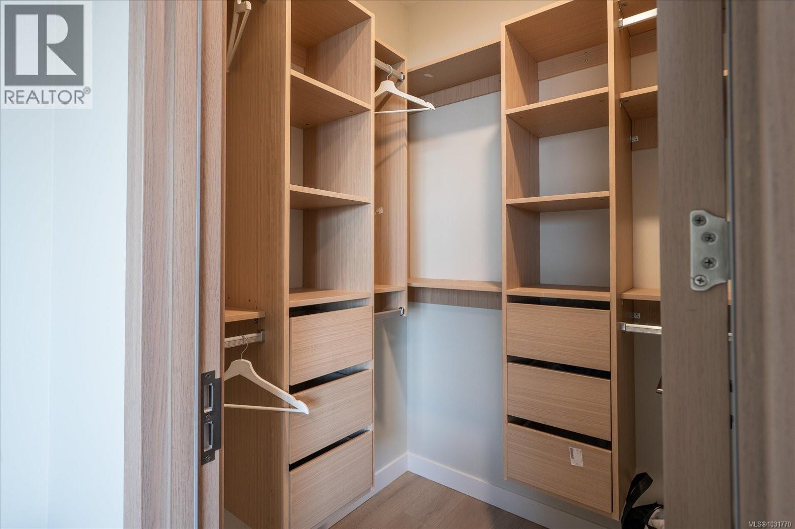 5055 BANNING CRT - 66