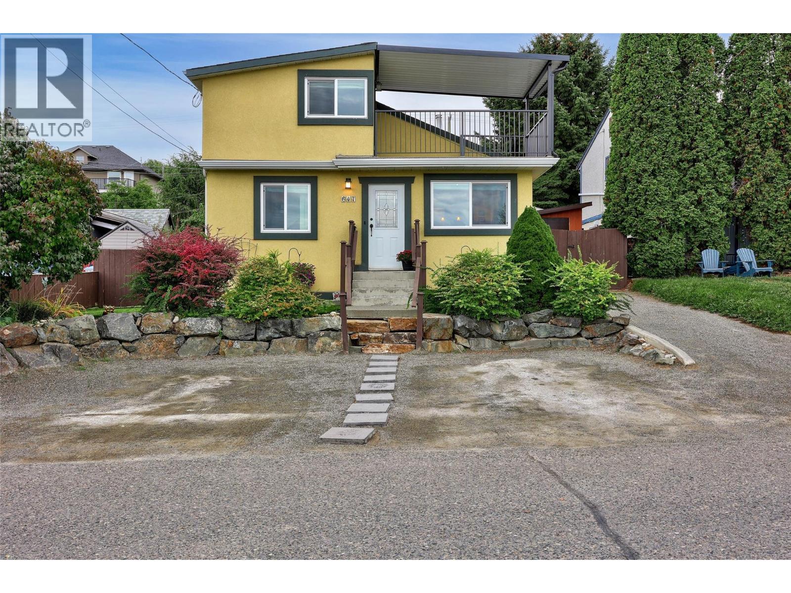 647 HEMLOCK STREET - 42