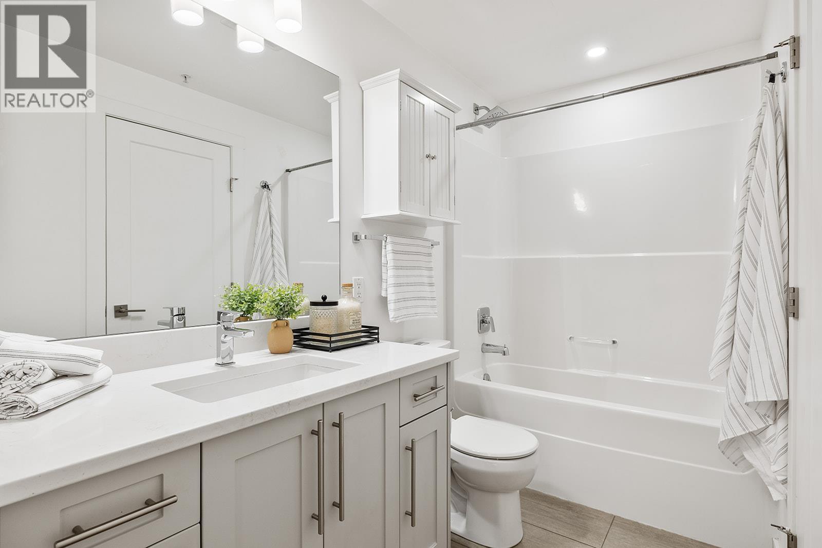 3638 Mission Springs Drive Unit# 104, Kelowna