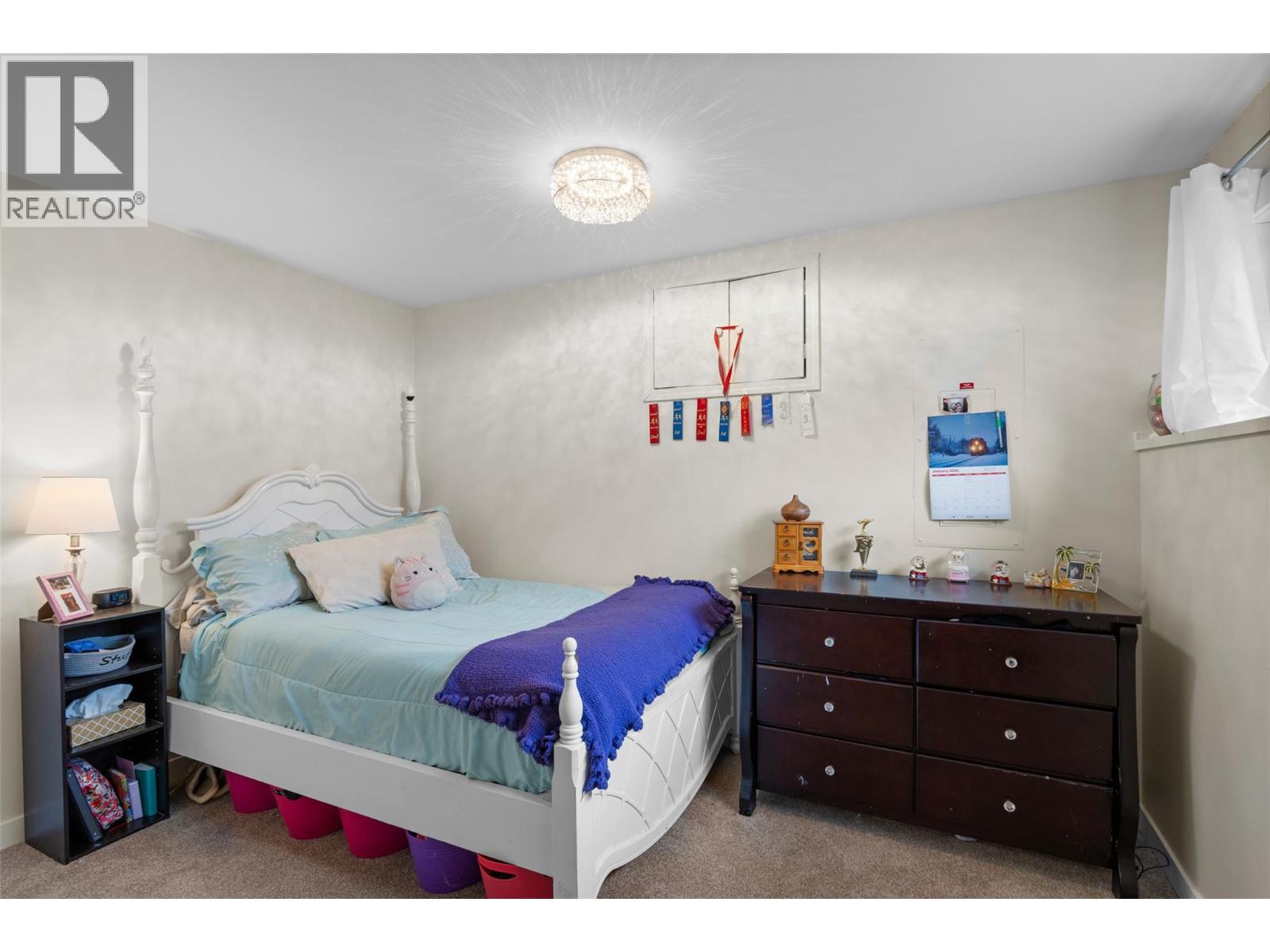 332 CHETWYND DRIVE - 16