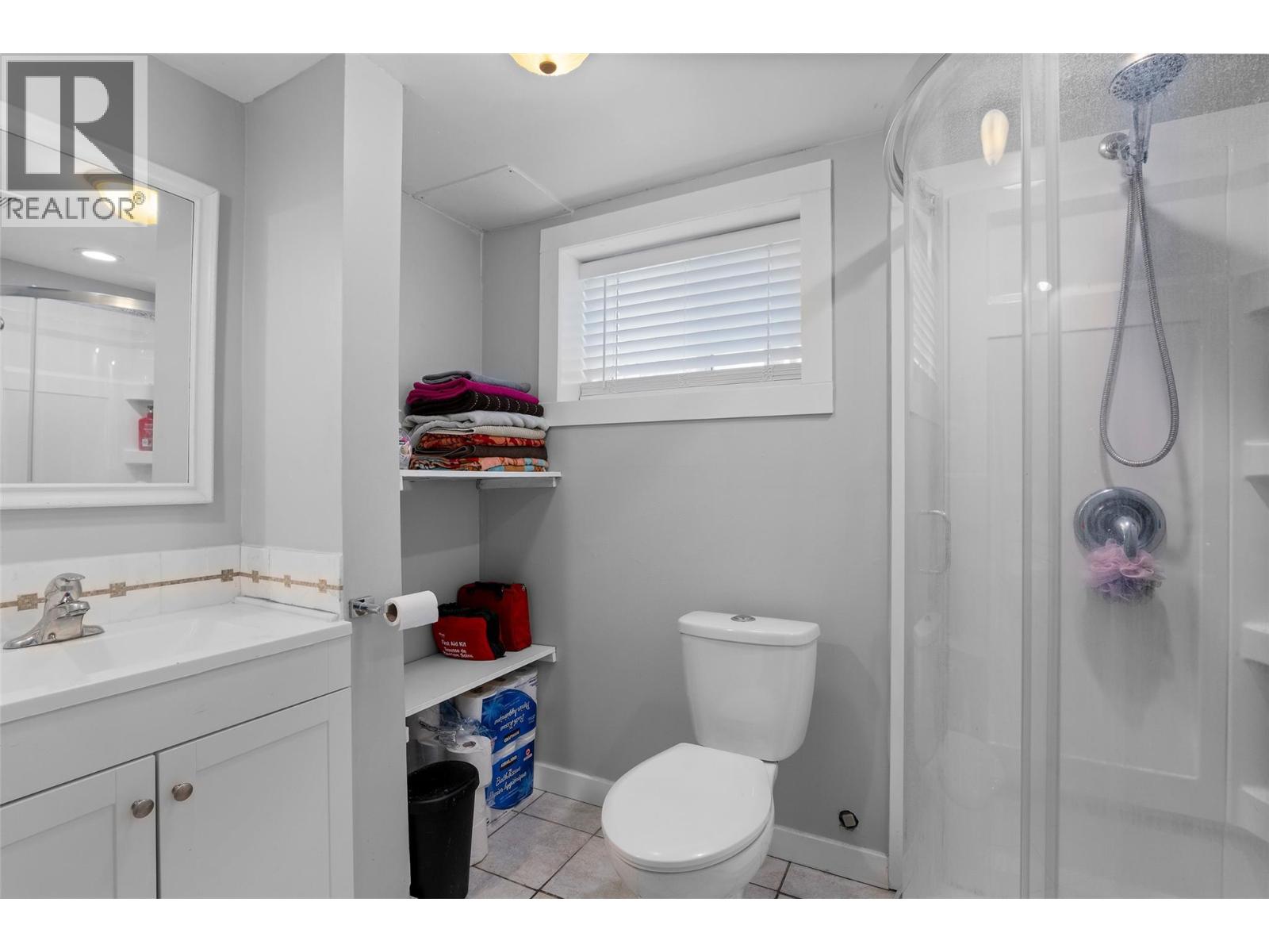 332 CHETWYND DRIVE - 22