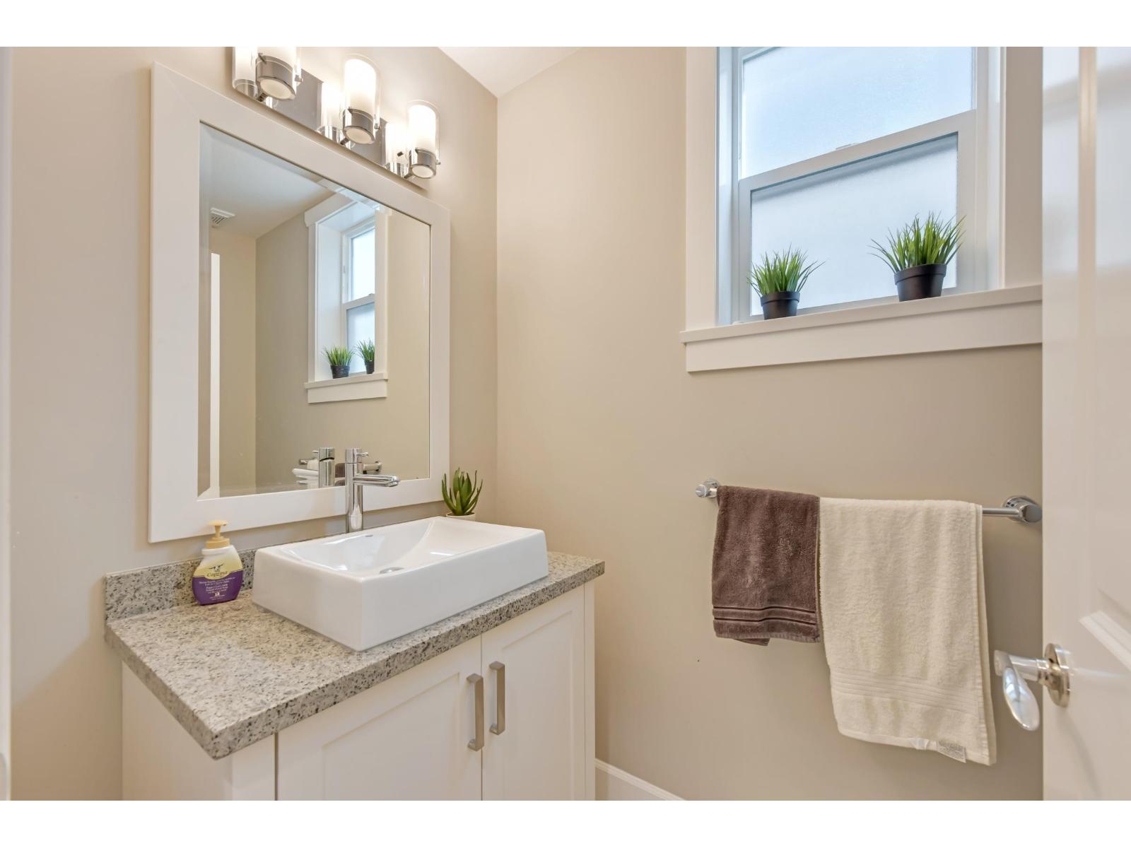 21073 78A AVENUE, Langley