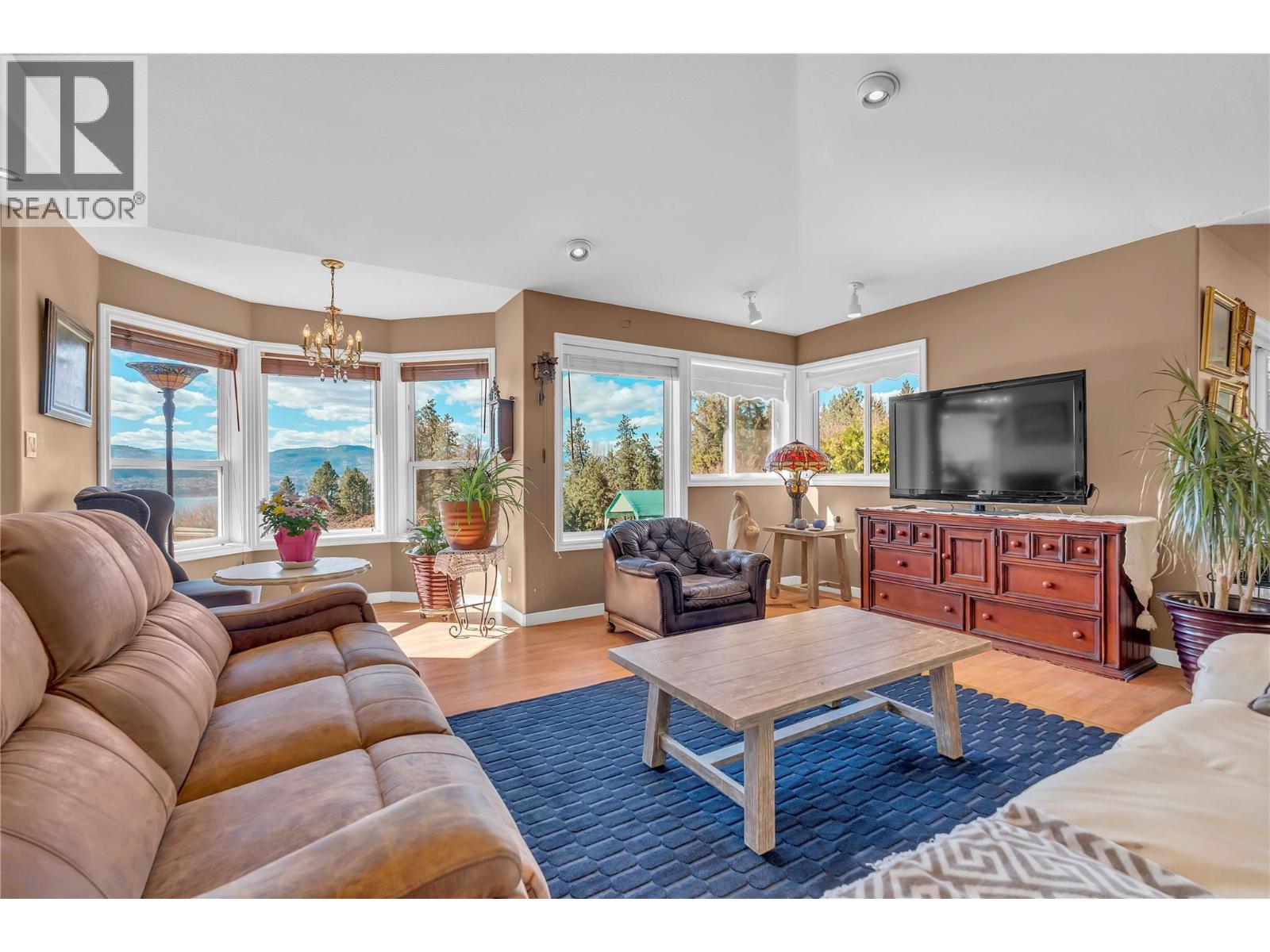 3026 Debeck Road, Naramata