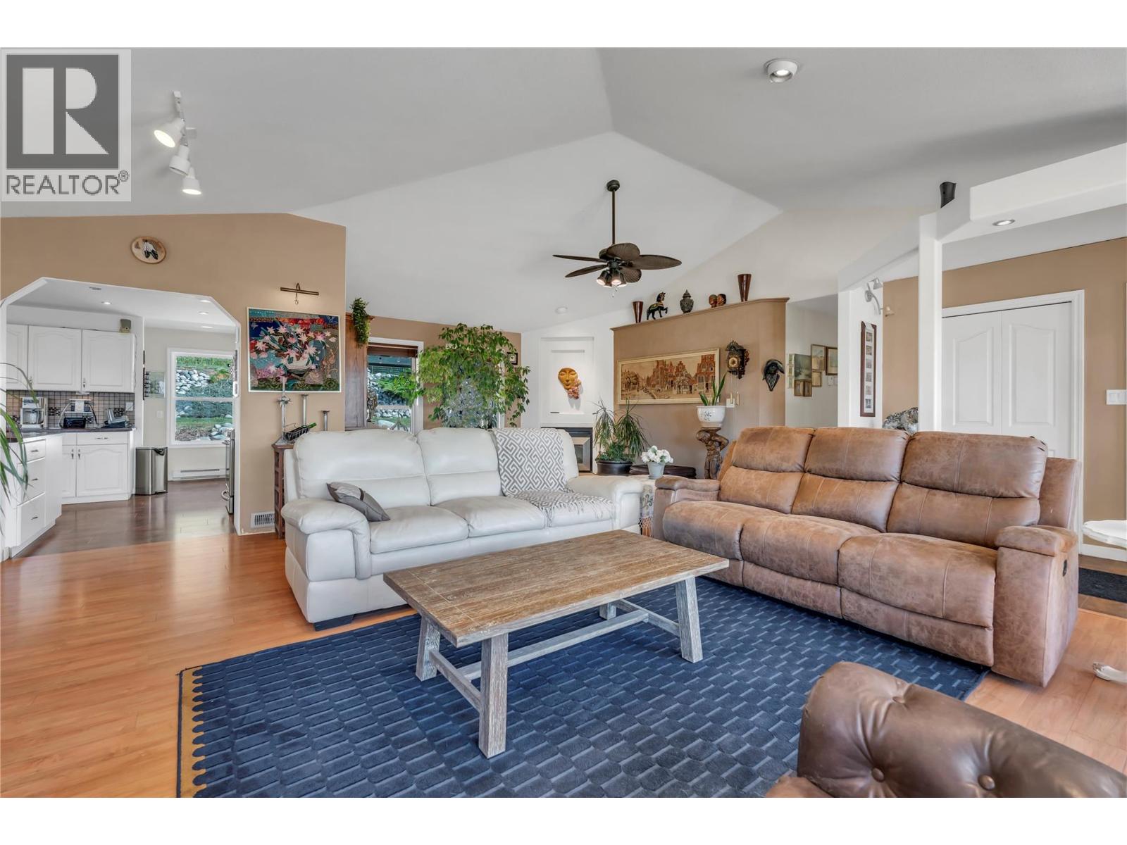 3026 Debeck Road, Naramata