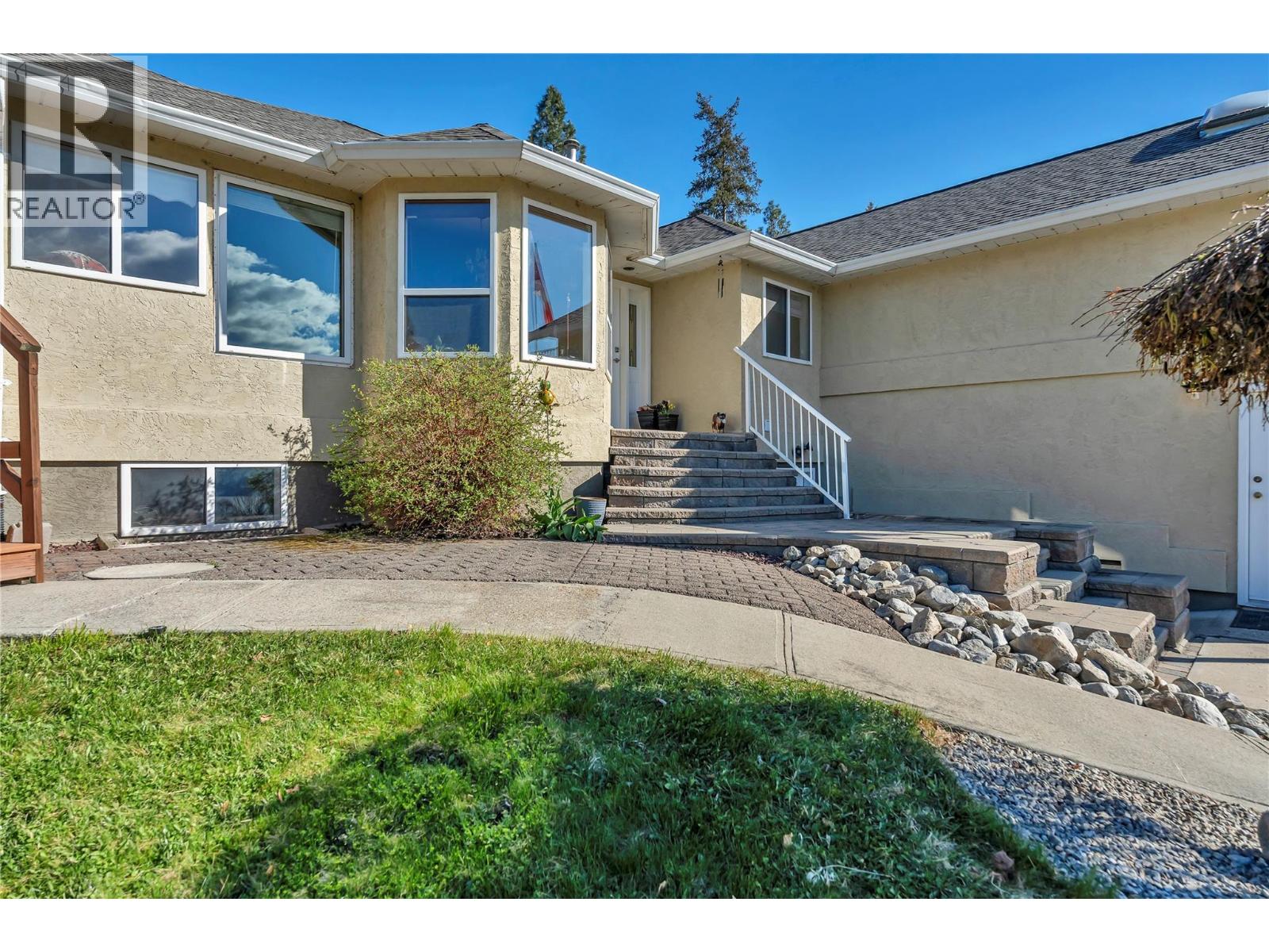 3026 Debeck Road, Naramata