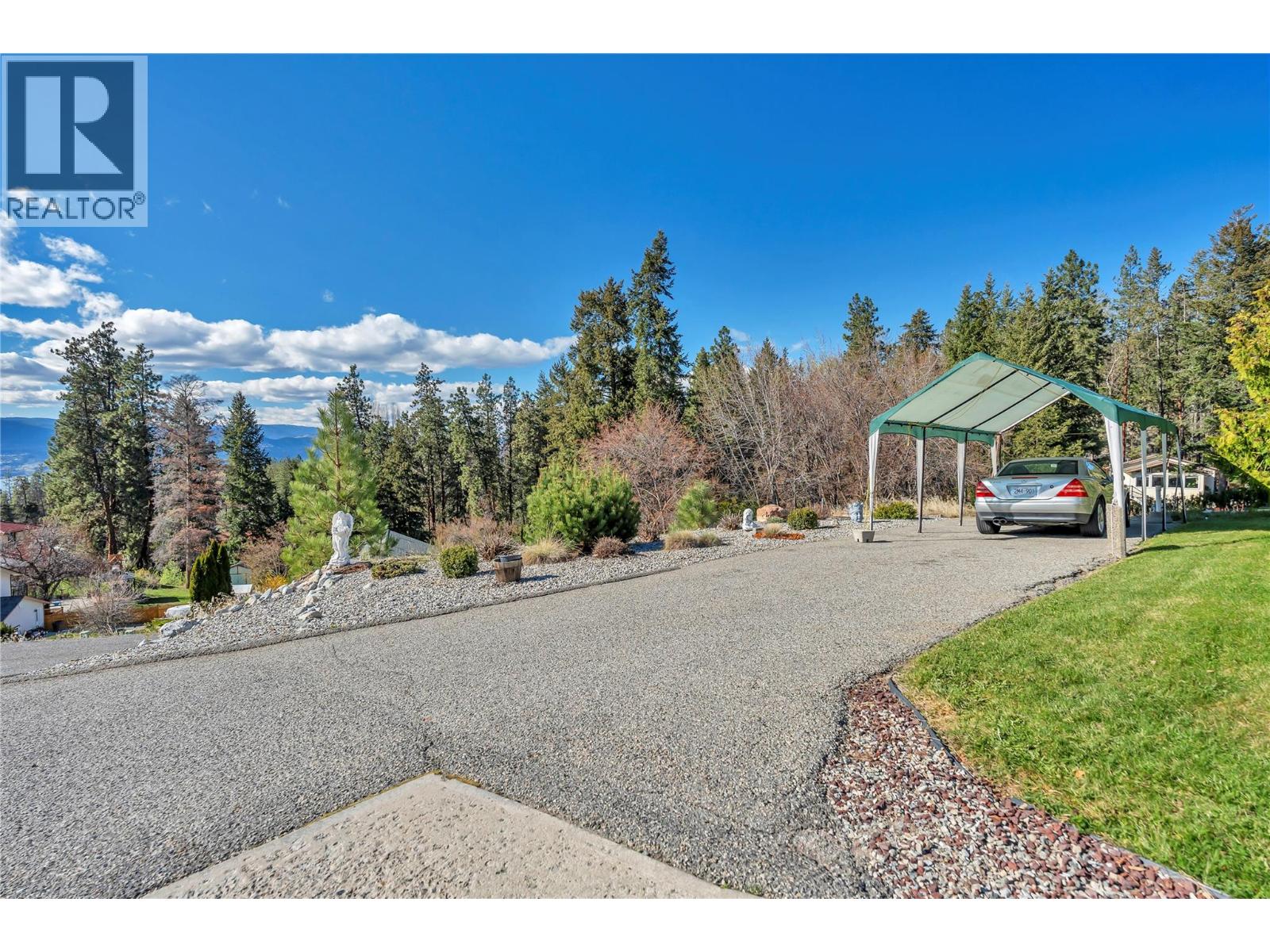 3026 Debeck Road, Naramata