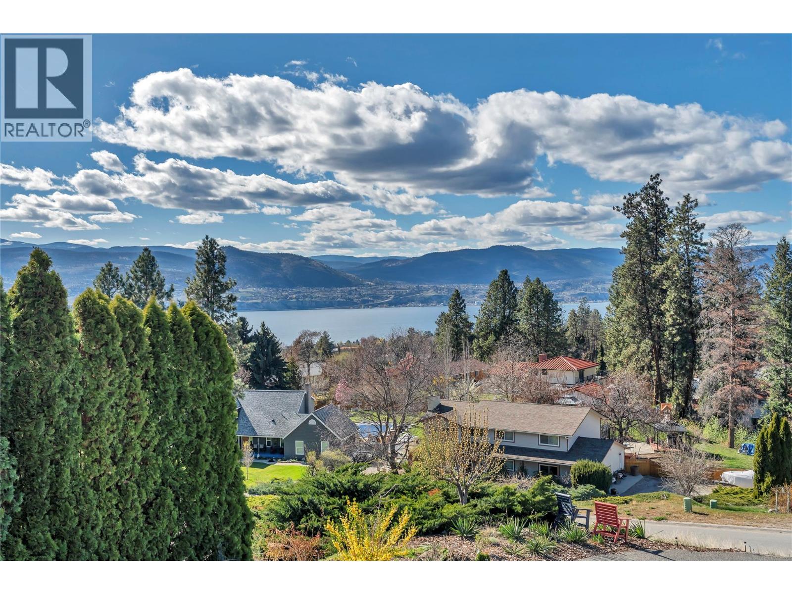 3026 Debeck Road, Naramata