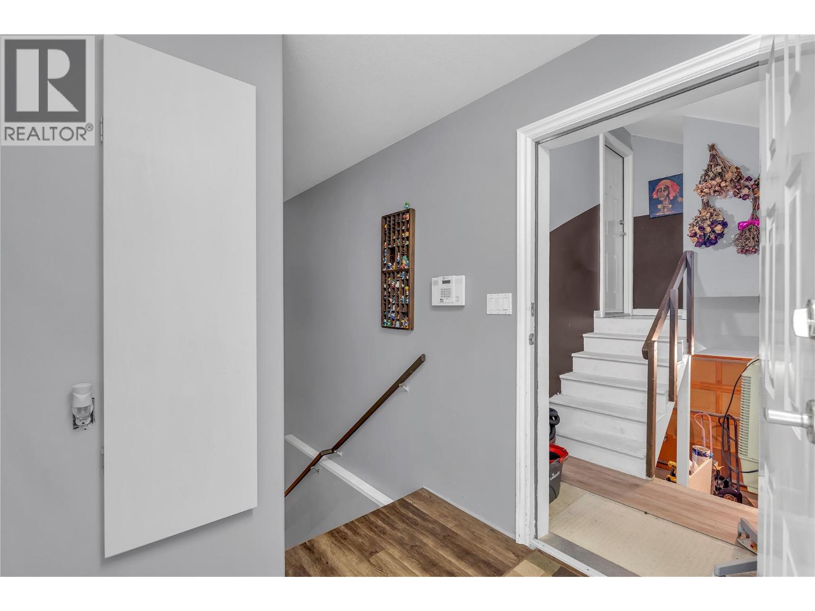 3026 Debeck Road - 41