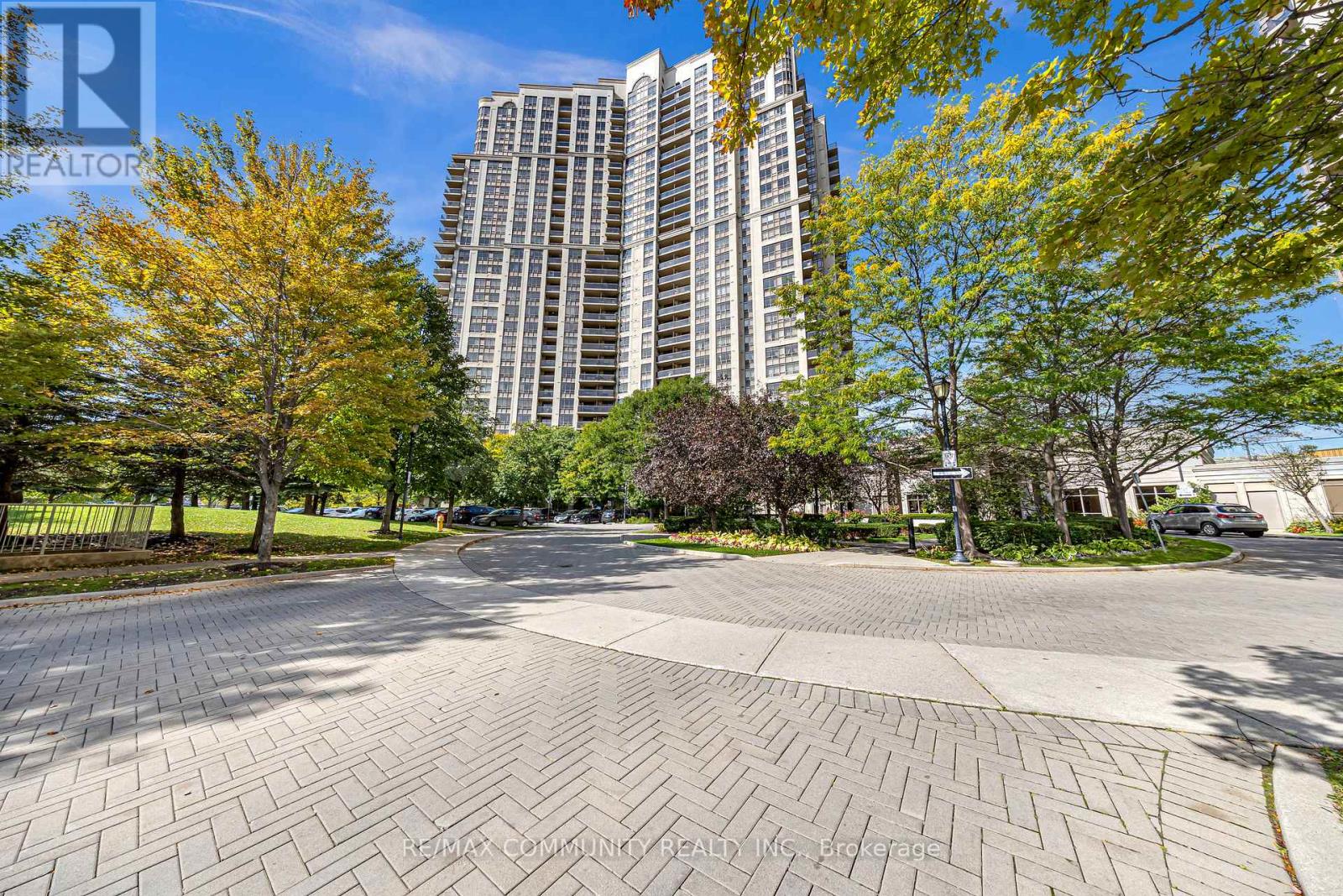 #2808 710 HUMBERWOOD BOULEVARD - 3