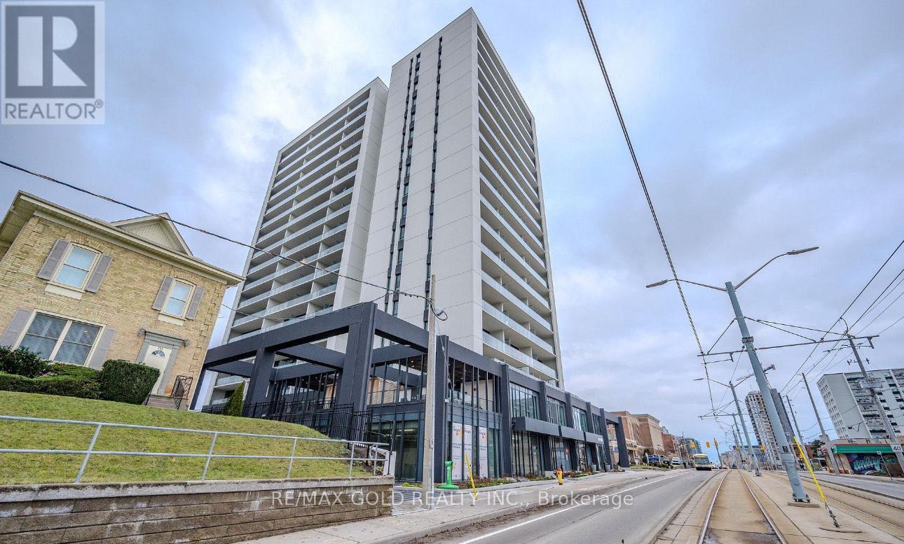 #1302 741 KING STREET - 1