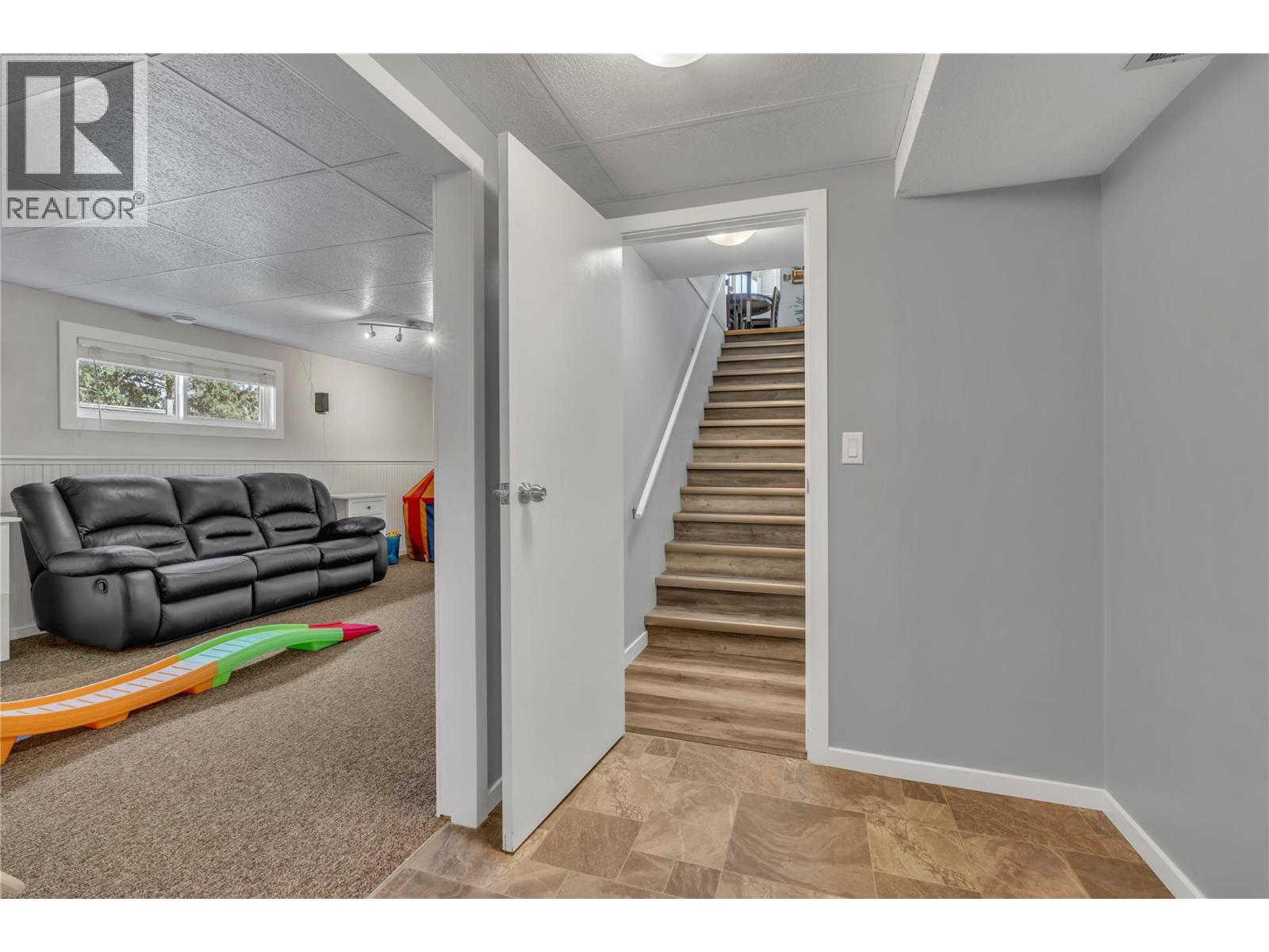  12595 Taylor Place, Summerland
