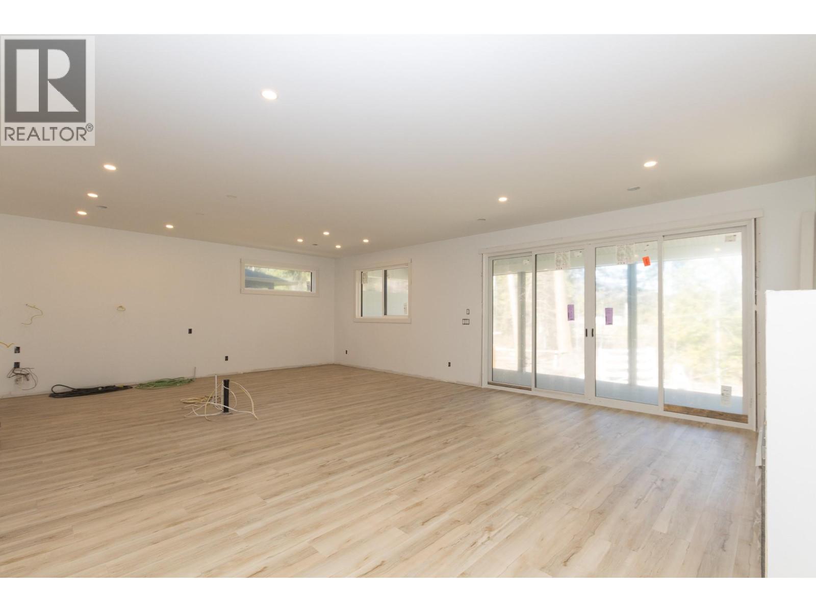 1500 21 STREET NE - 5