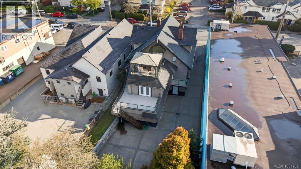 1012 North Park St - 4