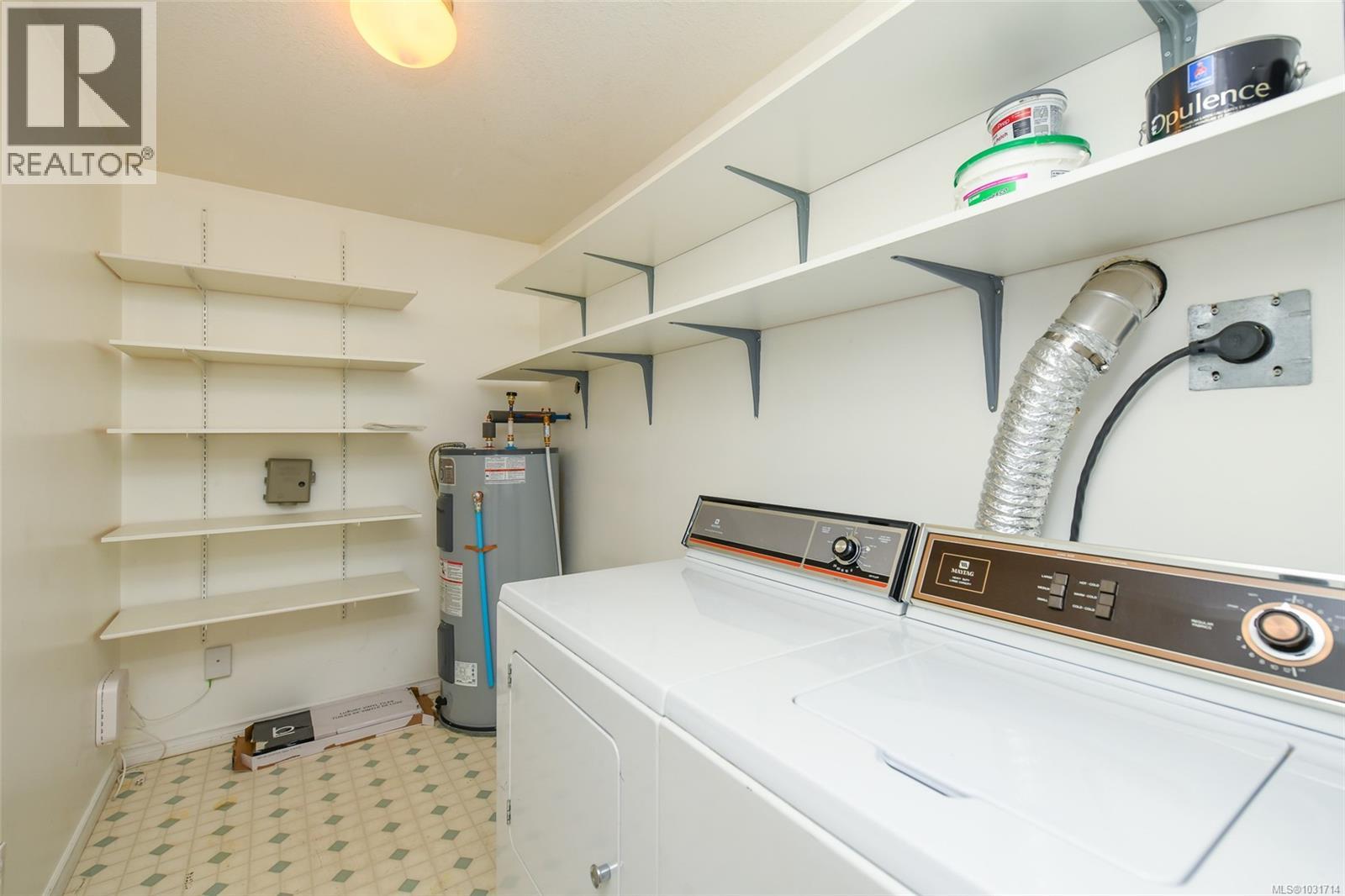 #205 4692 ALDERWOOD PL - 10