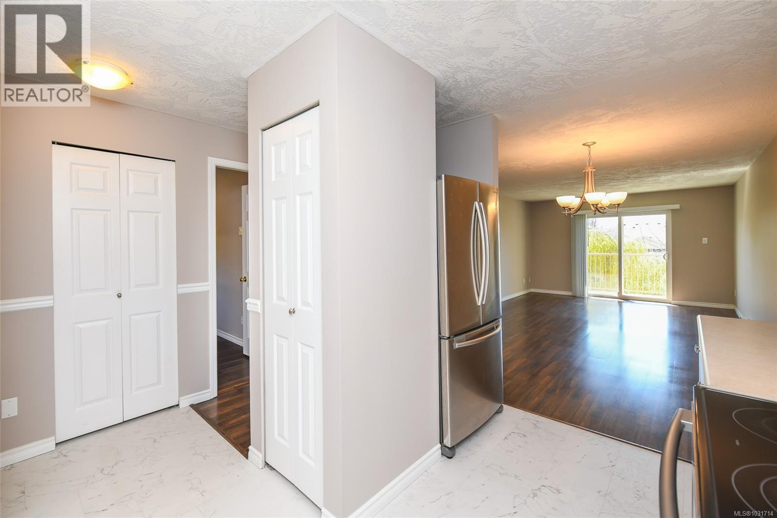 #205 4692 ALDERWOOD PL - 13