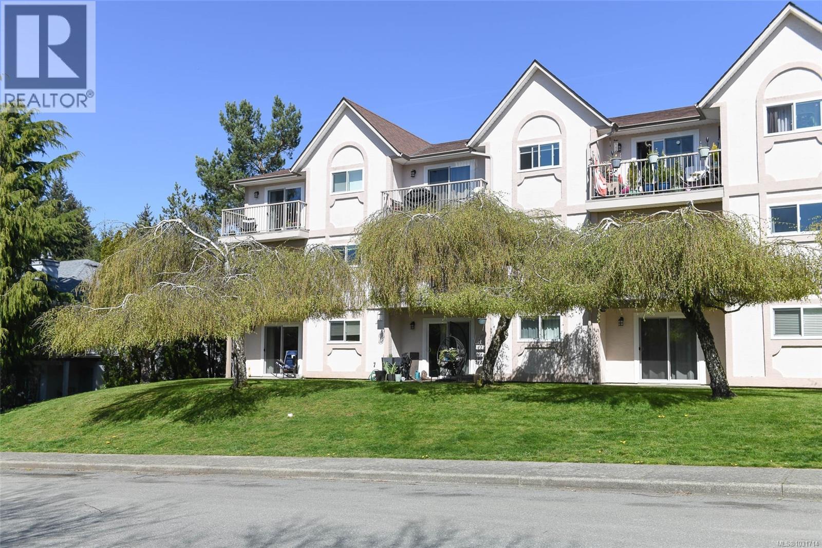 #205 4692 ALDERWOOD PL - 25