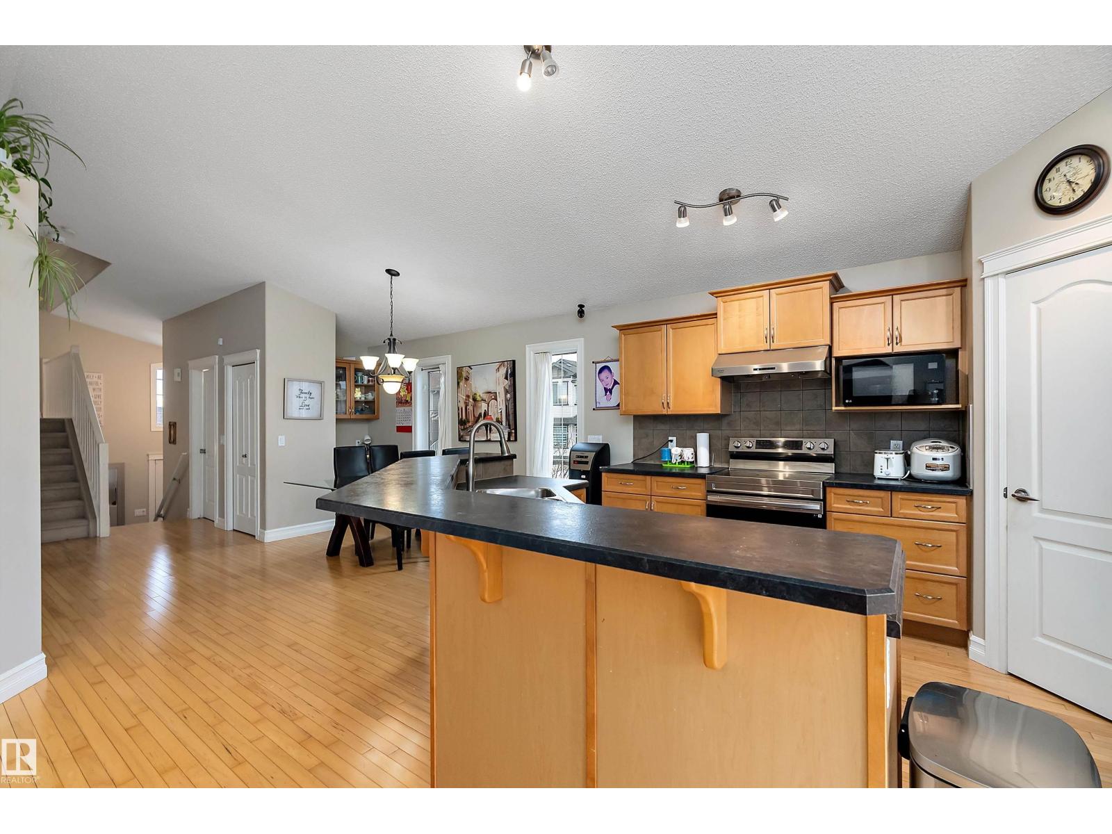 16748 118 ST NW - 13