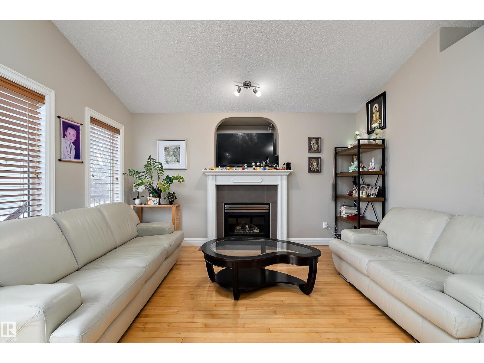 16748 118 ST NW - 16