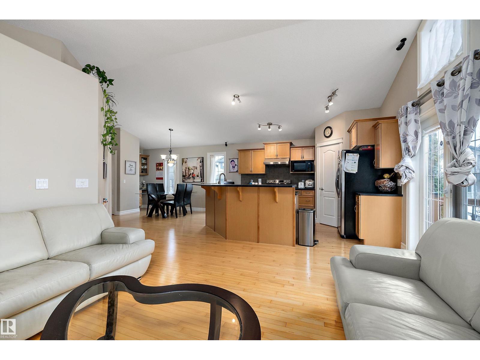 16748 118 ST NW, Edmonton