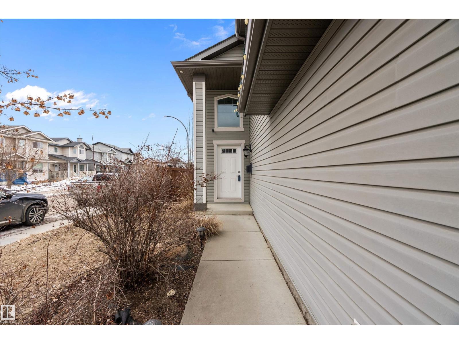 16748 118 ST NW - 2