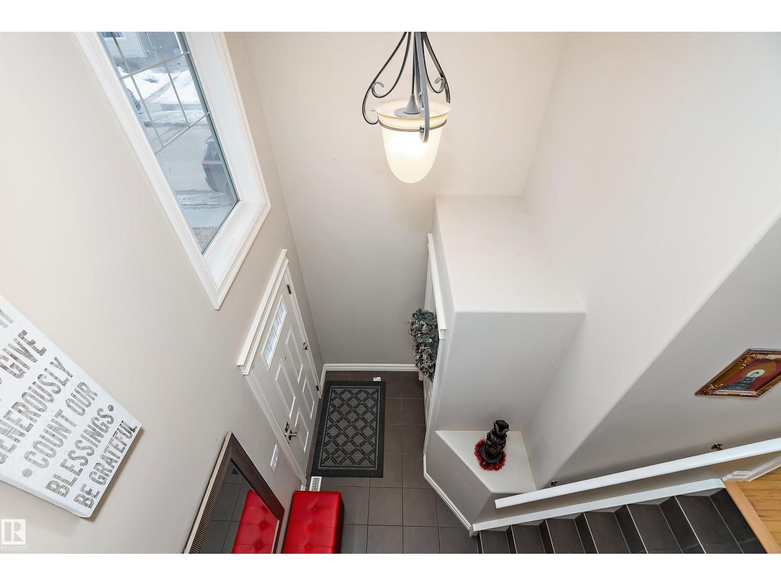16748 118 ST NW - 20