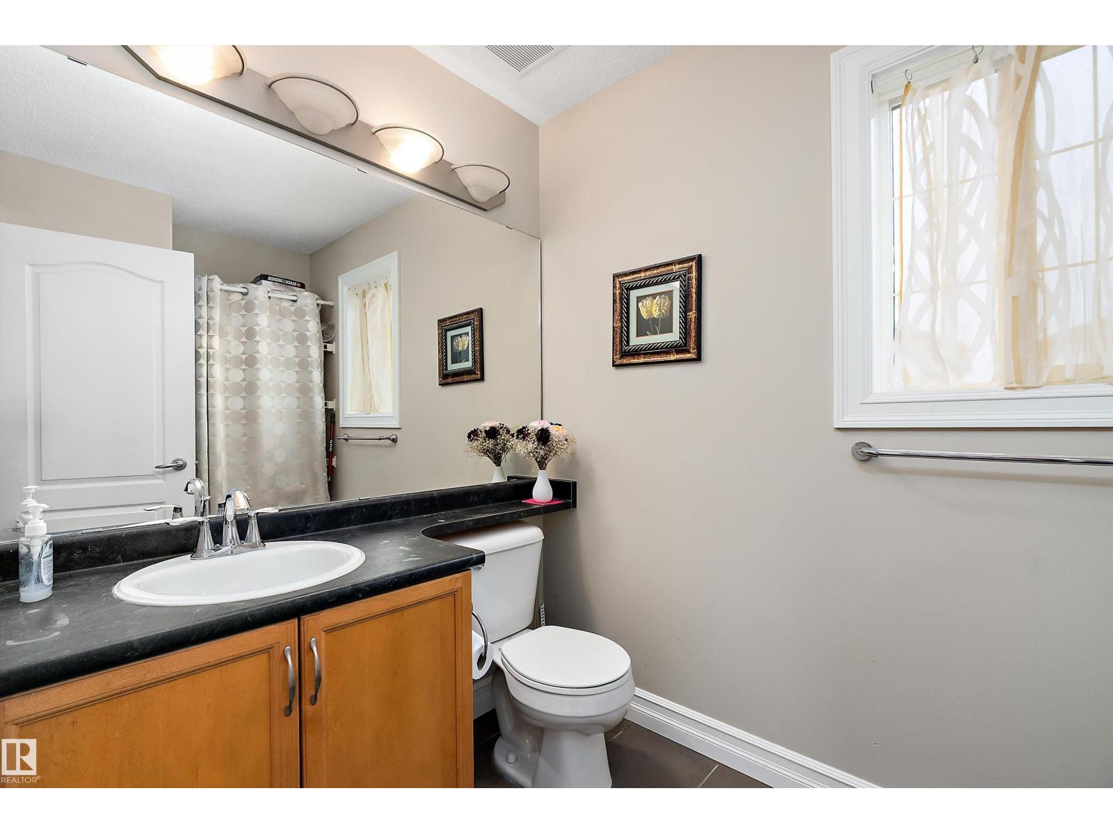 16748 118 ST NW - 22