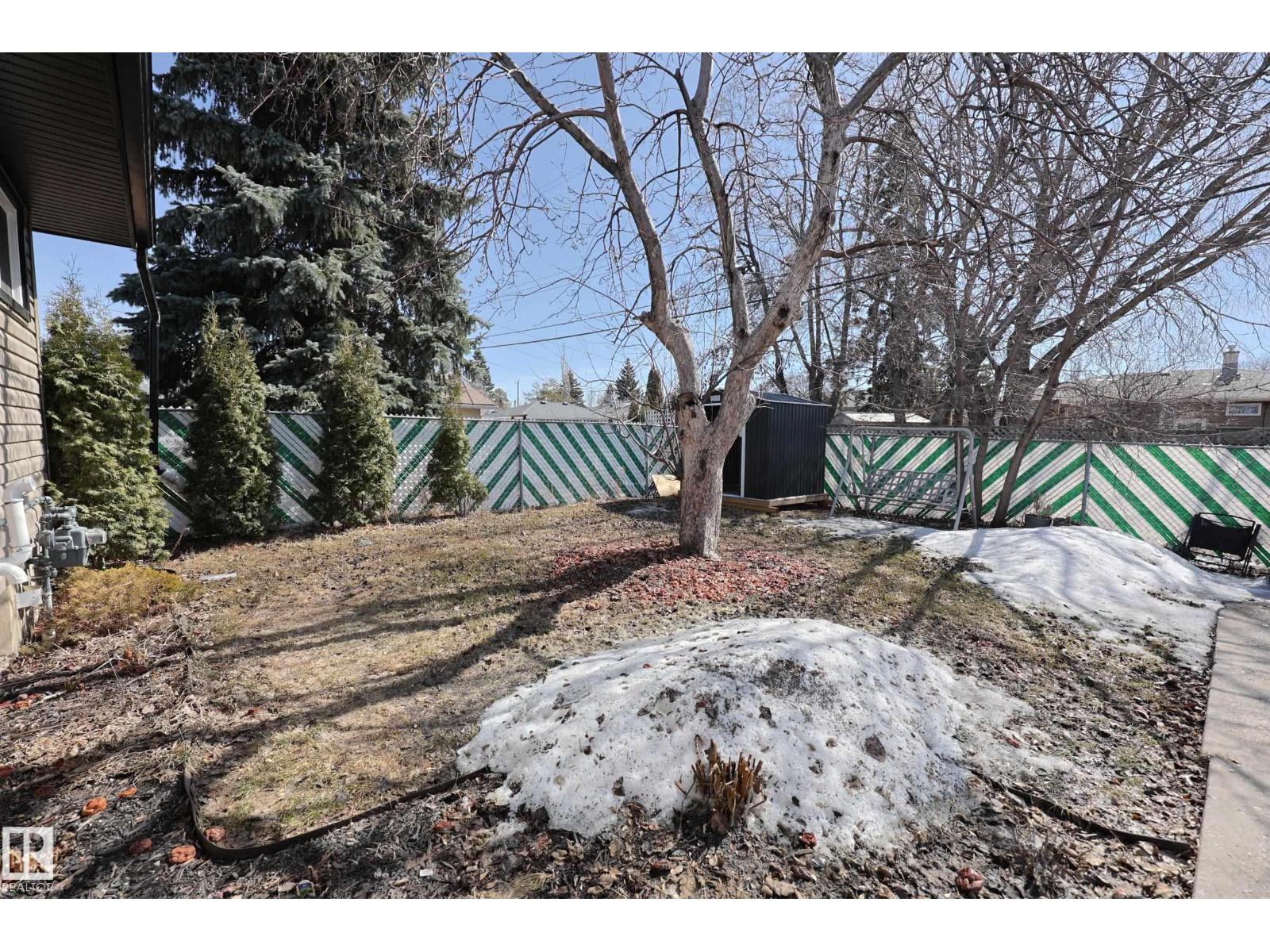 15725 95 AV NW, Edmonton